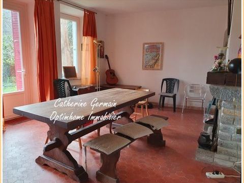   A Lespinassi�re ; A vendre en exclusivit� ; Maison de village 117m� + jardin + 2 ch�taigneraies Maison - 5 pi�ce(s) - 117 m�