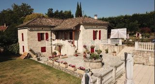  Propri�t�/ch�teau � vendre 9 pi�ces 251 m�