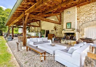  Maison � vendre 15 + pi�ces 590 m�