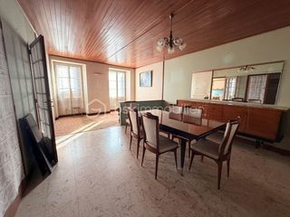  Immeuble � vendre 8 pi�ces 170 m�