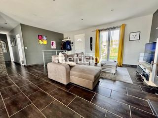  Villa � vendre 7 pi�ces 140 m�