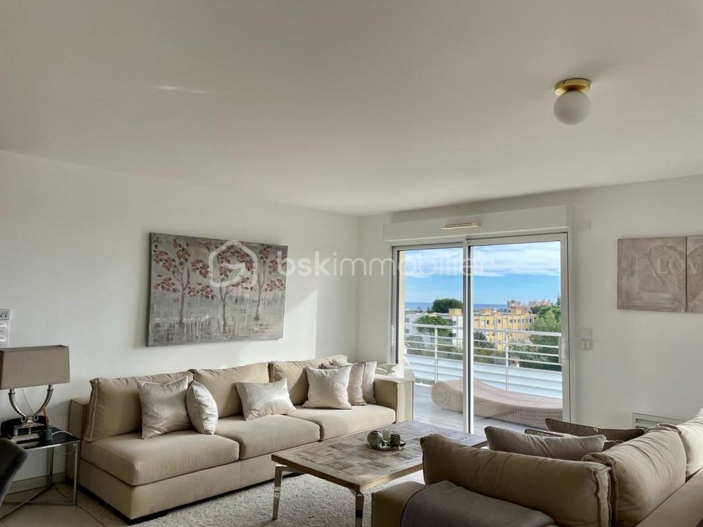 � vendre  Appartement Antibes (06600)