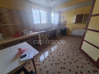  Maison � vendre 8 pi�ces 338 m�