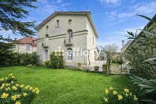  Maison � vendre 8 pi�ces 265 m�