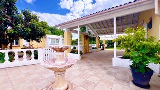  Maison � vendre 9 pi�ces 300 m�