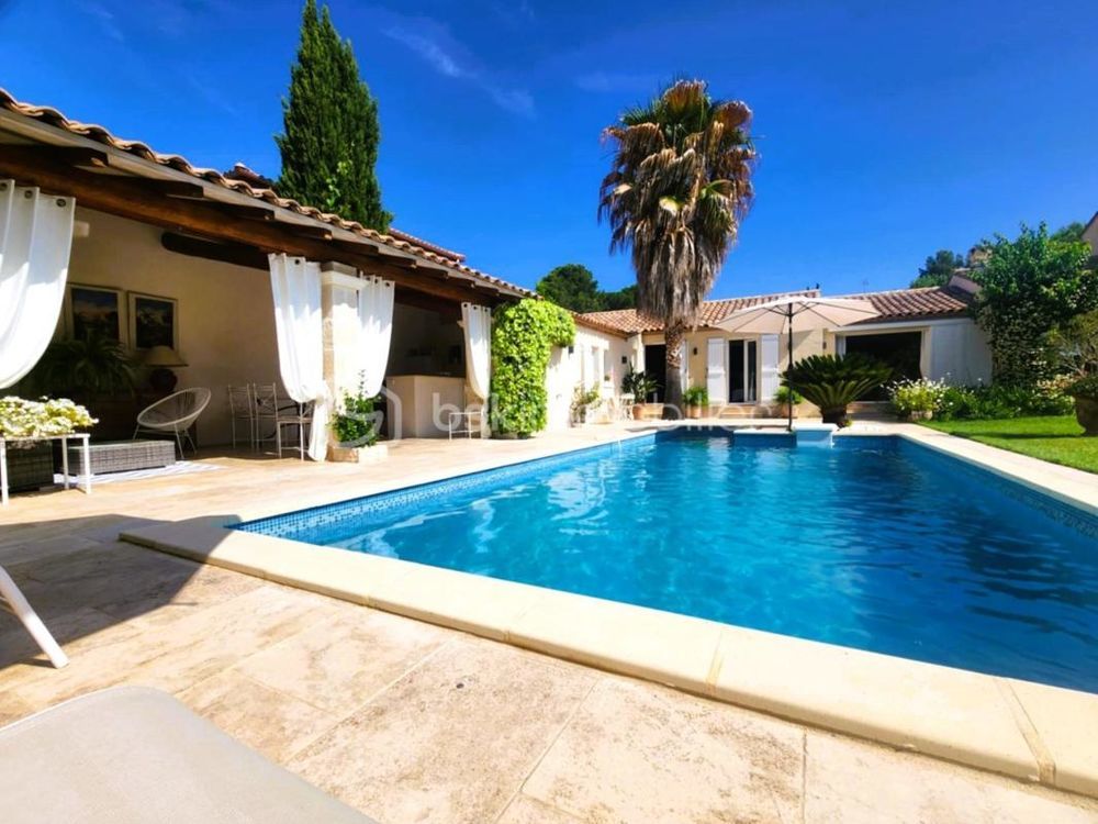 � vendre  Villa Tourbes (34120)