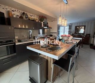  Maison � vendre 5 pi�ces 147 m�