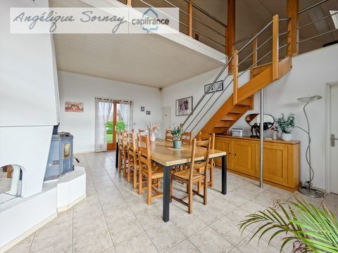   Maison familiale 210 m� avec extension r�cente, terrain clos et confort moderne � Un bien rare � visiter ! PROCHE BLETTERANS Maison - 8 pi�ce(s) - 210 m�