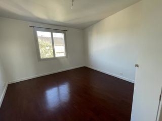  Appartement � louer 4 pi�ces 102 m�