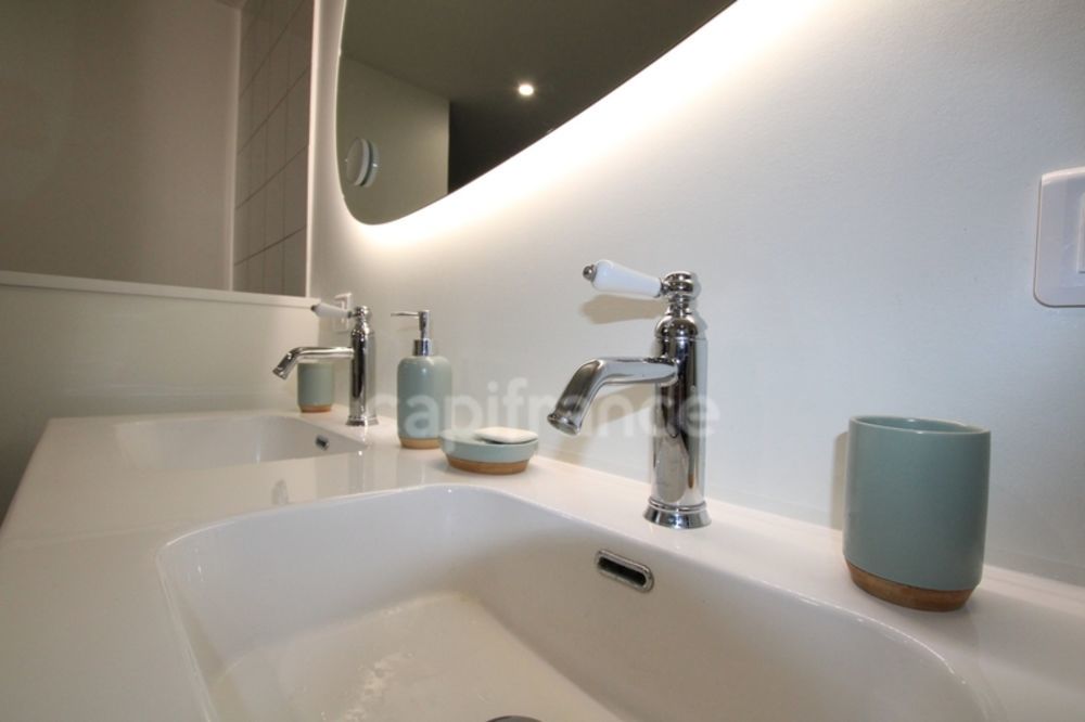 � vendre  Appartement Bordeaux (33000)