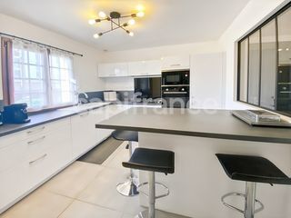  Maison � vendre 8 pi�ces 171 m�