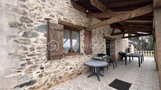  Immeuble � vendre 10 pi�ces 216 m�