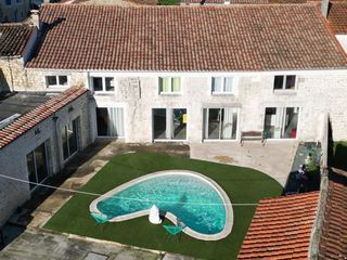  Maison � vendre 11 pi�ces 345 m�