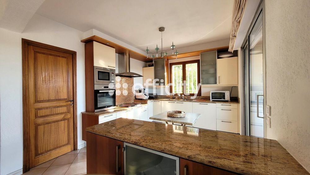 � vendre  Villa Sanary-sur-Mer (83110)