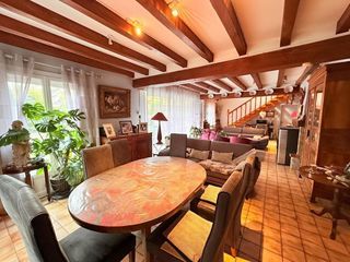  Maison � vendre 10 pi�ces 250 m�