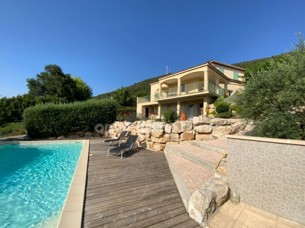 � vendre  Villa Oraison (04700)