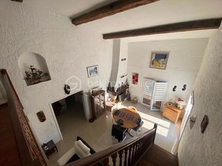  Villa � vendre 7 pi�ces 220 m�