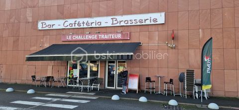 LOCAL COMMERCIAL � 396 m&sup2; � ENTR&Eacute;E IND&Eacute;PENDANTE � GALERIE CARREFOUR 161000 40100 Dax