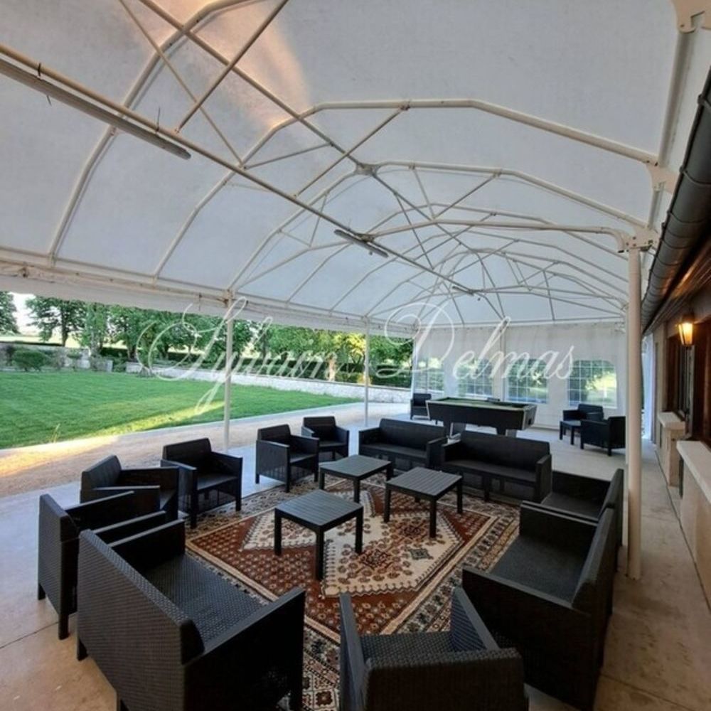 � vendre  Propri�t�/ch�teau Tours (37000)