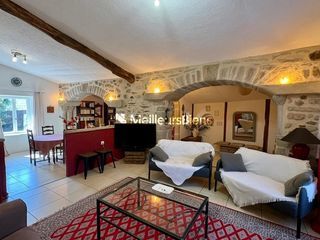  Maison � vendre 5 pi�ces 230 m�