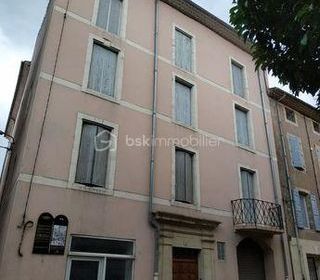  Immeuble � vendre 15 + pi�ces 550 m�