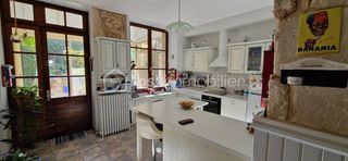  Maison � vendre 9 pi�ces 211 m�