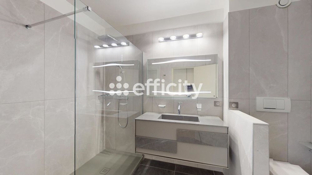 � vendre  Appartement Cannes (06400)