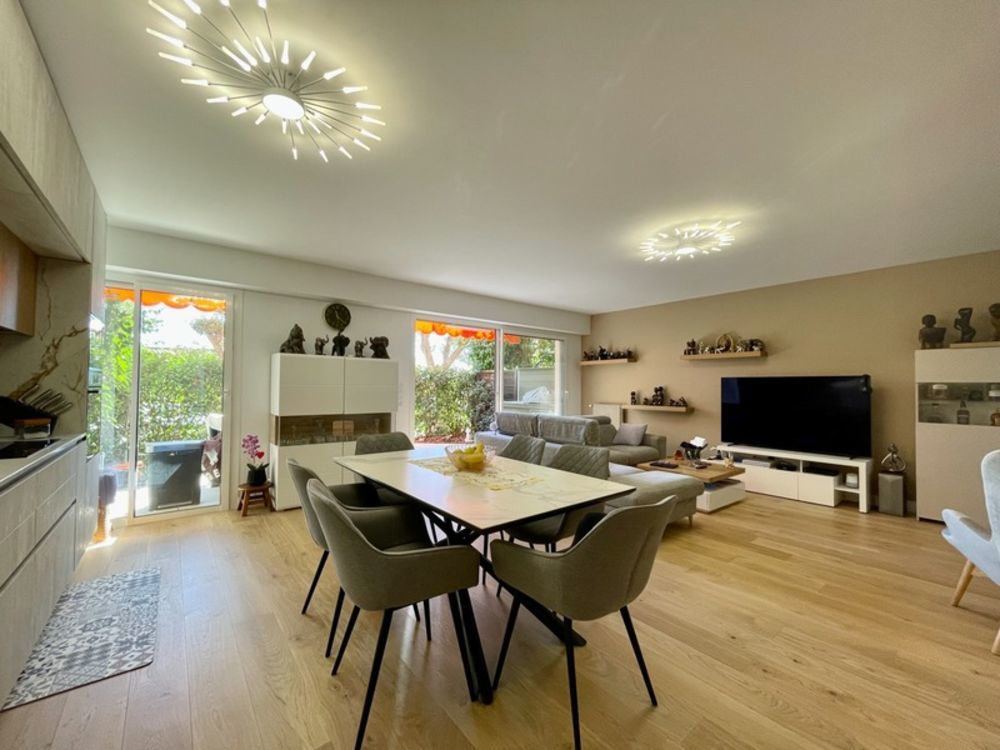 � vendre  Appartement Roquebrune-Cap-Martin (06190)