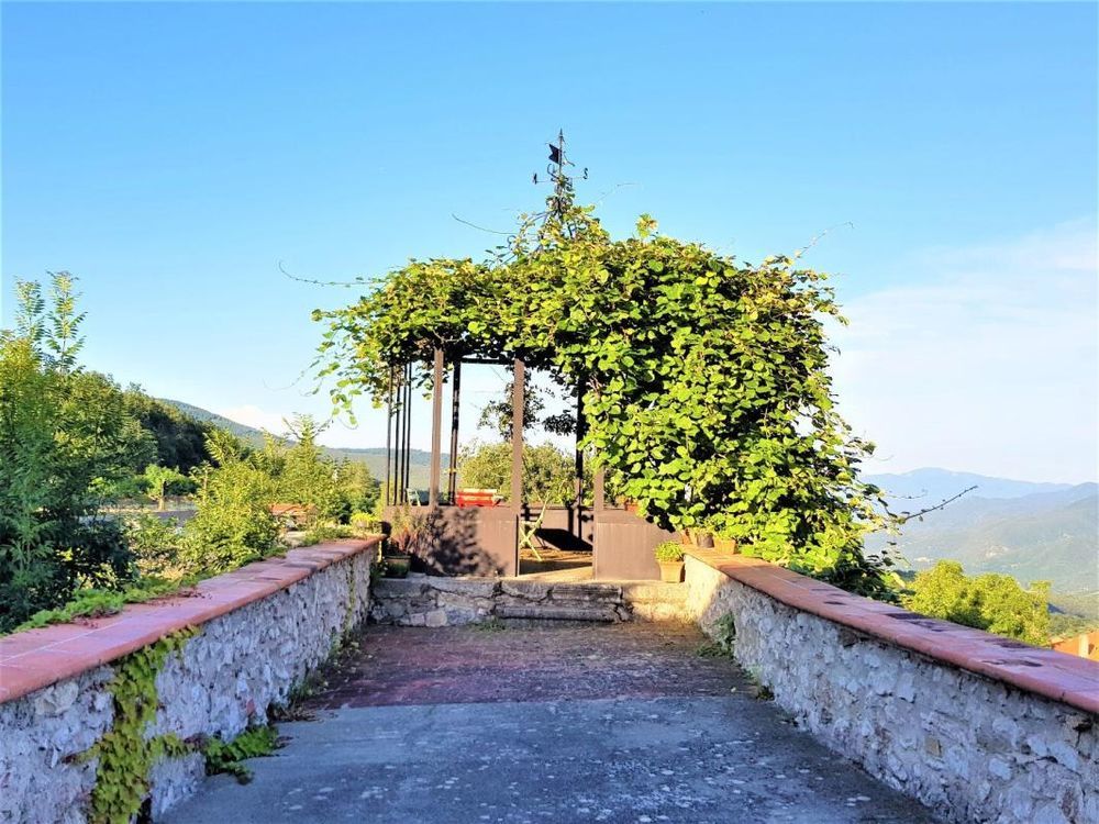 � vendre  Propri�t�/ch�teau Corsavy (66150)