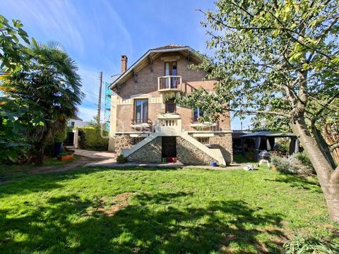   Charmante meuli�re de 120 m� sur terrain rare Maison - 6 pi�ce(s) - 120 m�