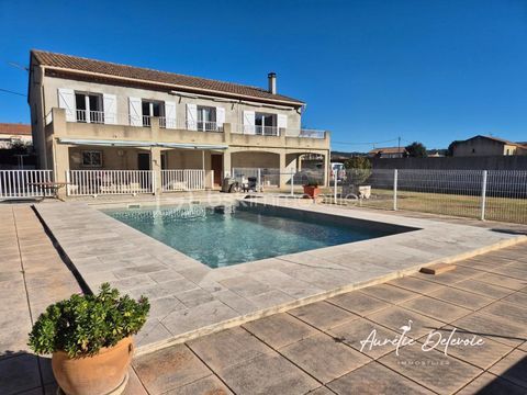   Plain-pied spacieux et lumineux avec piscine, logement ind�pendant, grande parcelle et piscine Maison - 6 pi�ce(s) - 180 m�