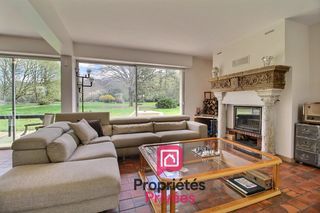  Propri�t�/ch�teau � vendre 9 pi�ces 245 m�