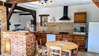  Propri�t�/ch�teau � vendre 11 pi�ces 197 m�