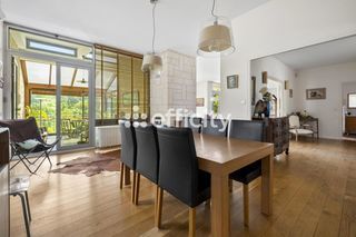  Villa � vendre 12 pi�ces 309 m�