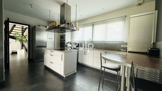  Maison � vendre 7 pi�ces 215 m�