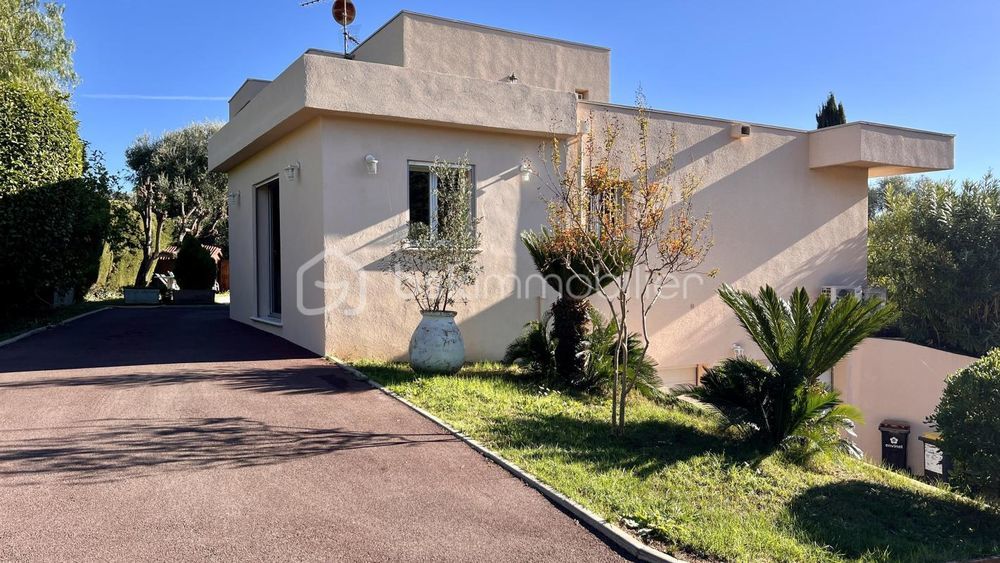 � vendre  Villa La Colle-sur-Loup (06480)