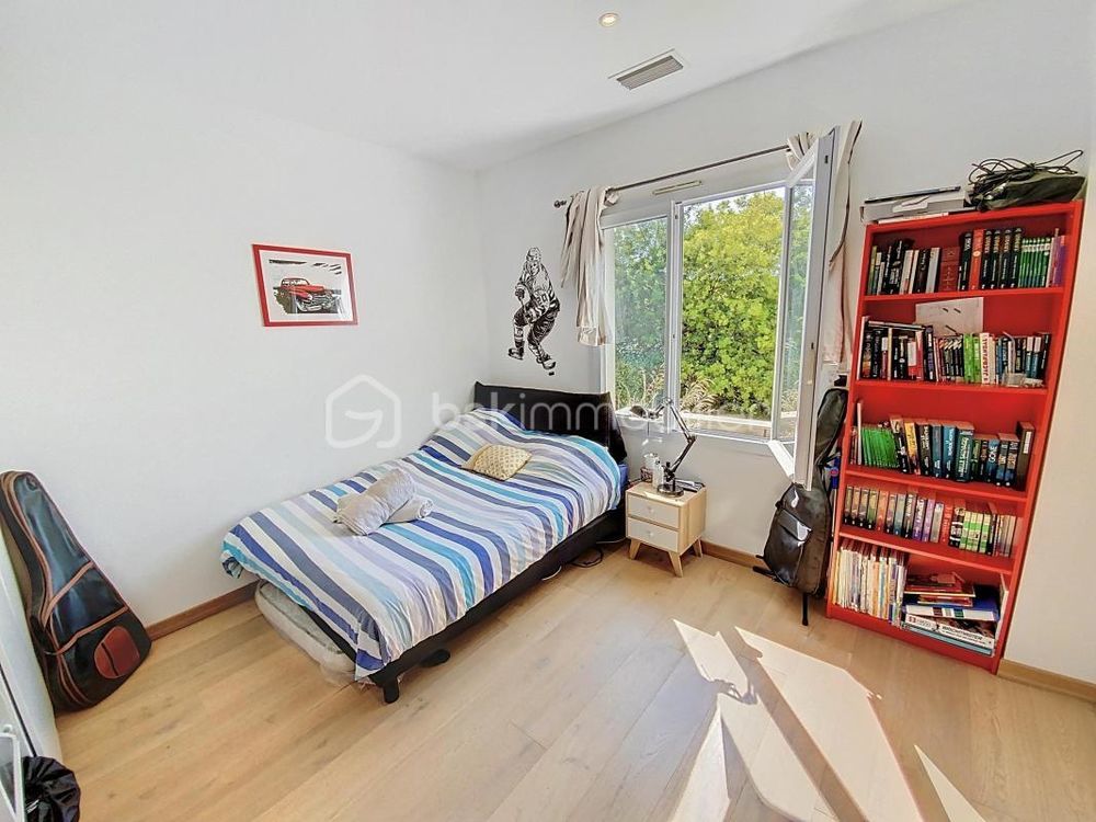 � vendre  Villa P�rols (34470)