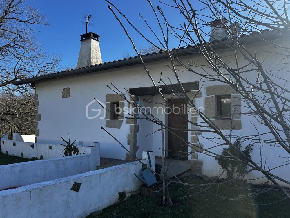 � vendre  Maison Saint-P�e-sur-Nivelle (64310)