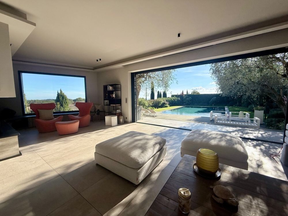 � vendre  Villa Le Rouret (06650)