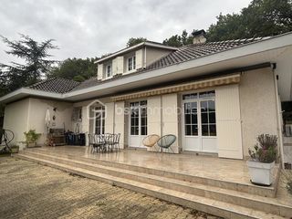  Villa � vendre 6 pi�ces 187 m�