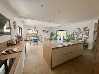  Appartement � vendre 5 pi�ces 106 m�