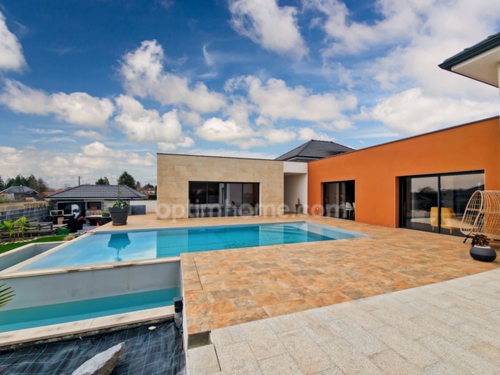 � vendre  Villa Morla�s (64160)