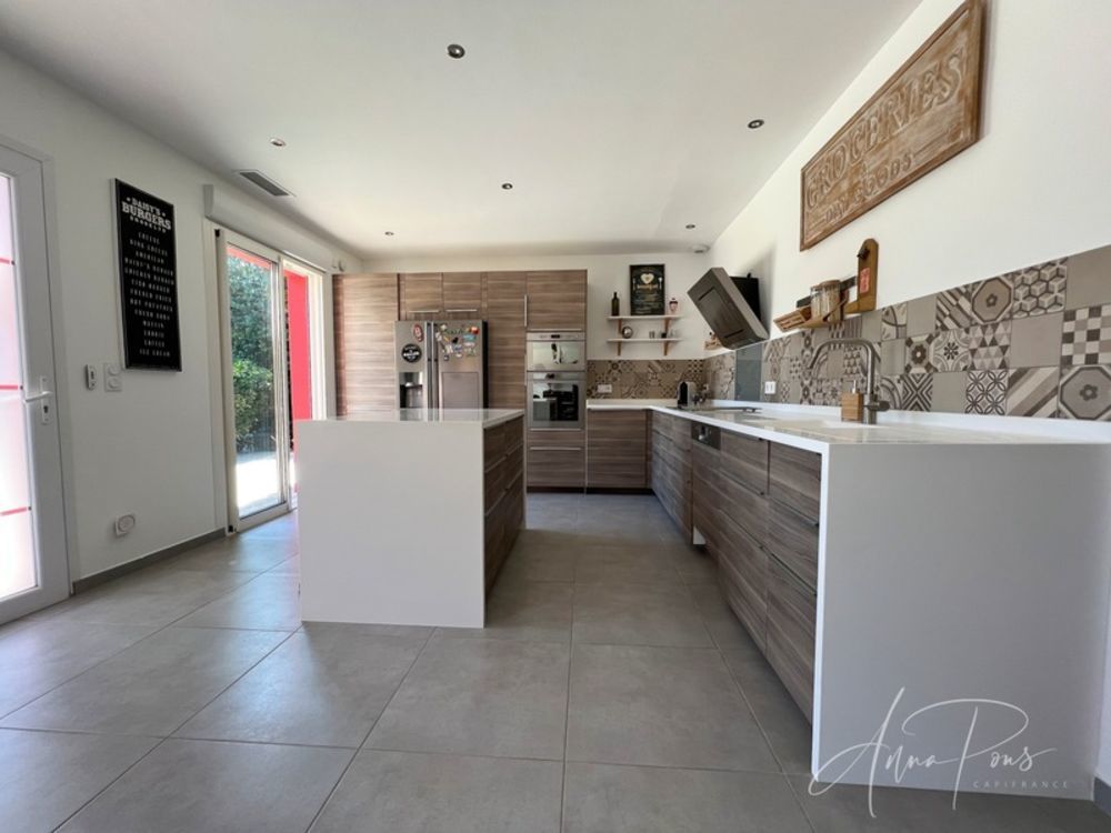 � vendre  Villa Hy�res (83400)