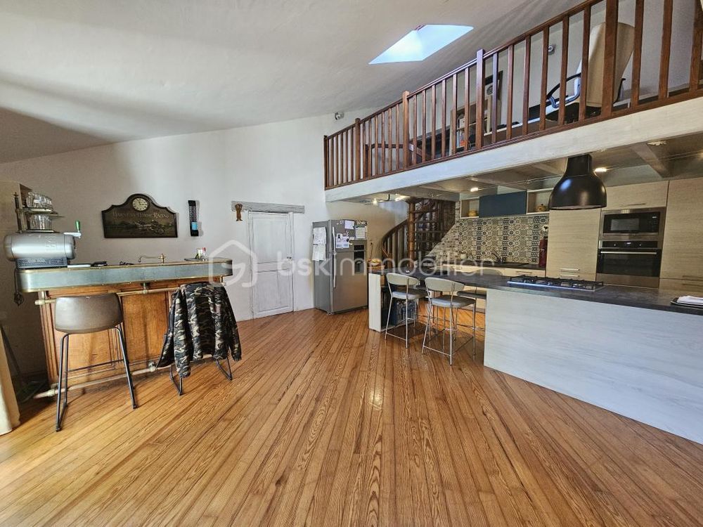 � vendre  Propri�t�/ch�teau Saint-Chinian (34360)