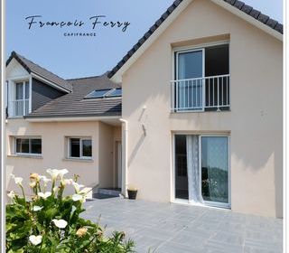  Maison � vendre 8 pi�ces 205 m�