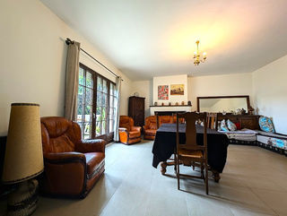  Maison � vendre 9 pi�ces 180 m�