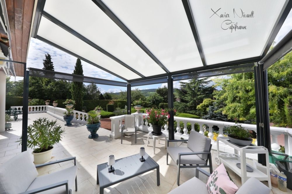 � vendre  Maison La Roche-Vineuse (71960)