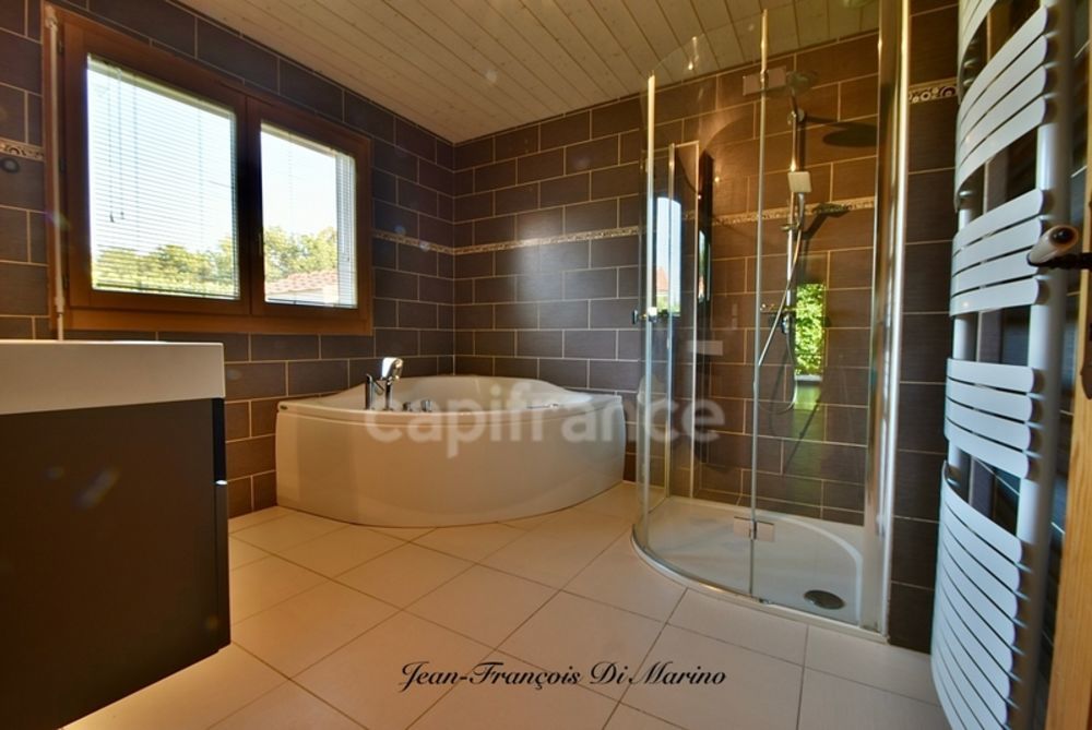 � vendre  Maison Armoy (74200)