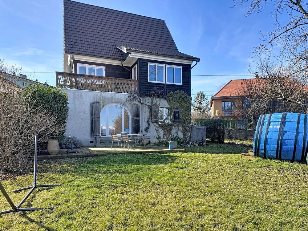 � vendre  Chalet La Roche-sur-Foron (74800)