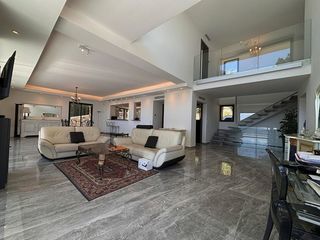  Villa � vendre 7 pi�ces 370 m�